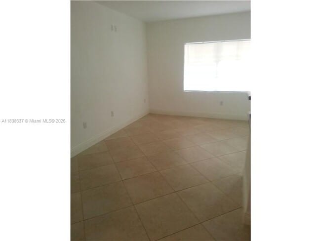 Foto del edificio - 1034 Lenox Ave.