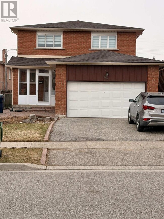 Building Photo - 43 Bordeaux Circuit