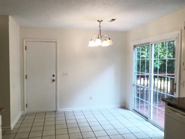 Building Photo - 102 Bath Circle