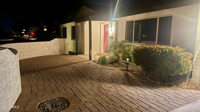 Foto del edificio - 3109 E Cholla St