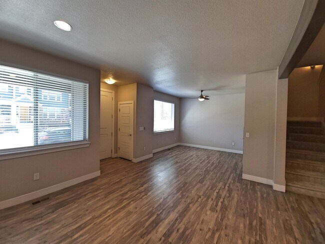 Foto del edificio - 10005 E 59th Ave