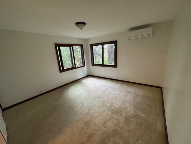 Building Photo - 5730 Merriewood Dr