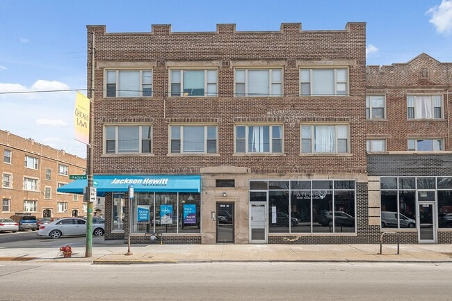 Building Photo - 64th/Kedzie (6401-05)