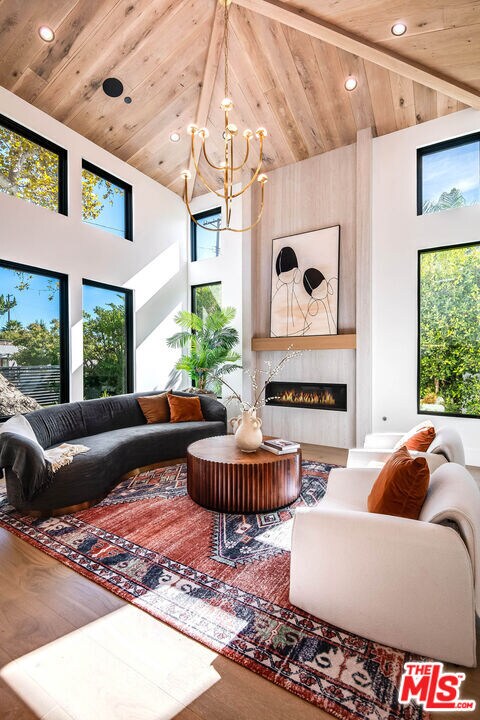 Foto del edificio - 5185 Woodley Ave