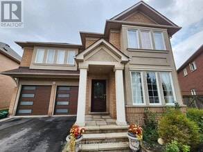 Building Photo - 19 Goldlist Dr