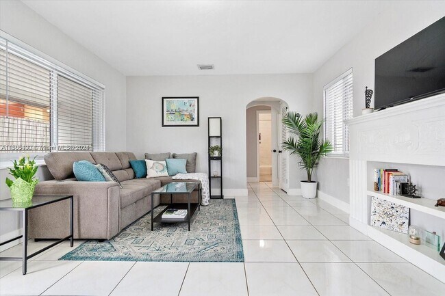 Foto del edificio - 2225 SW 57th Ct