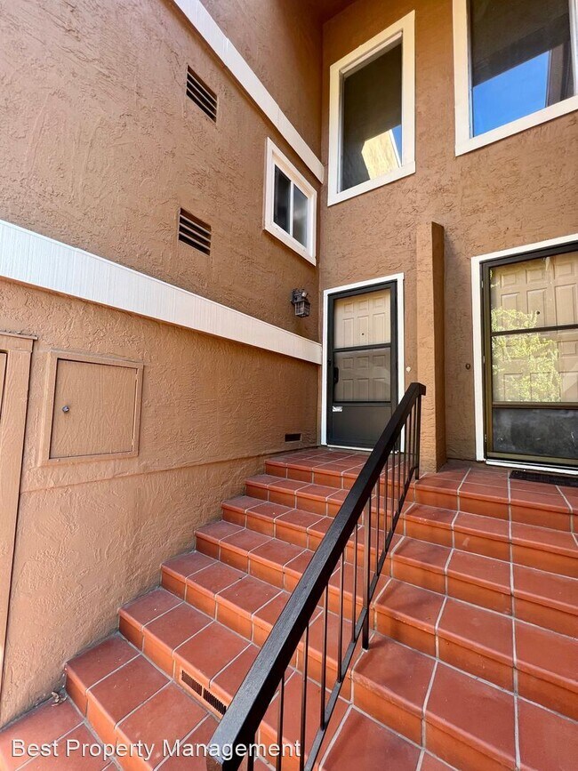 Building Photo - 3 br, 2.5 bath House - 37800 Bright Cmn