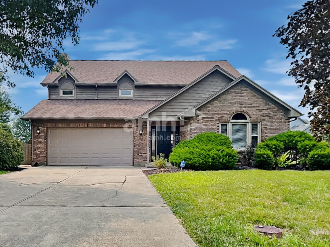 Foto principal - 121 Old Carriage Dr