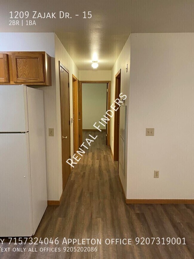 Foto del edificio - 1209 Zajak Dr