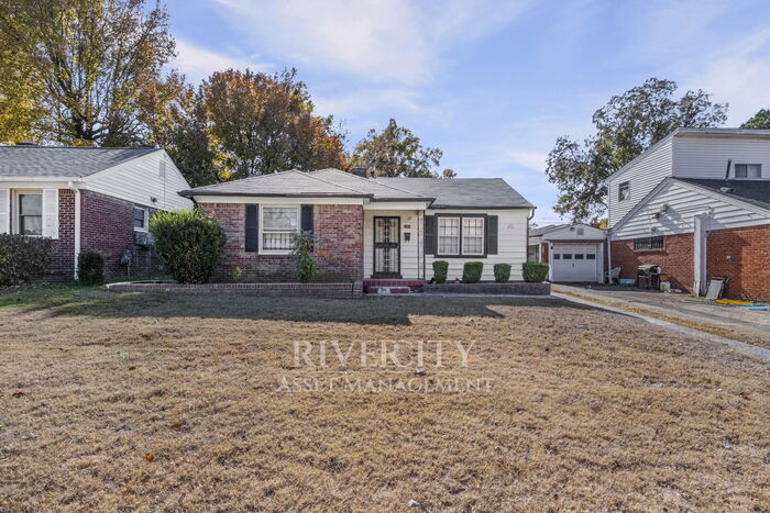 A MUST SEE !!!! FULLY RENOVATED AND SECTION 8 WELCOMED !!!!! - A MUST SEE !!!! FULLY RENOVATED AND SECTION 8 WELCOMED !!!!!