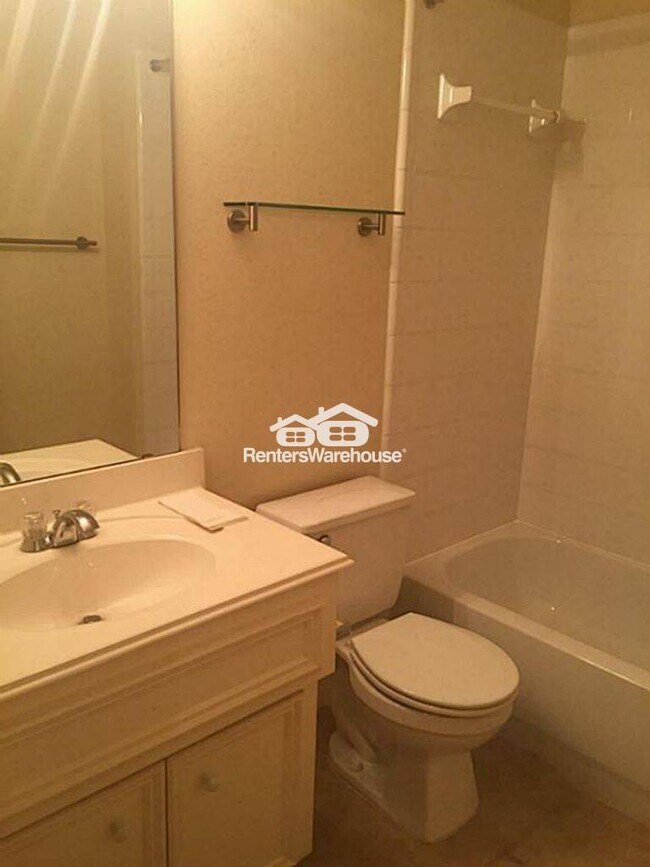 Building Photo - 4100 Blossom St