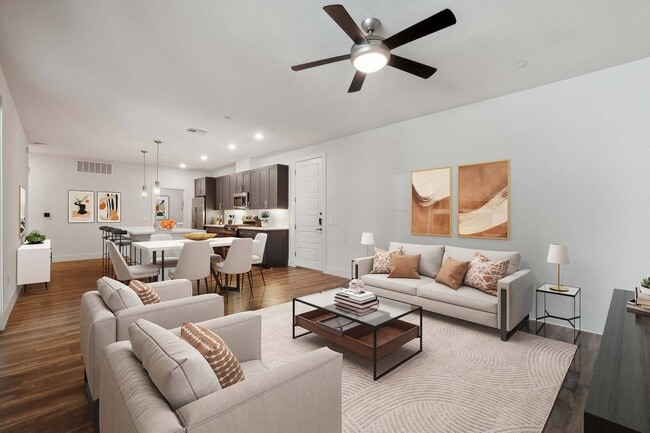 Building Photo - Scottsdale Grand