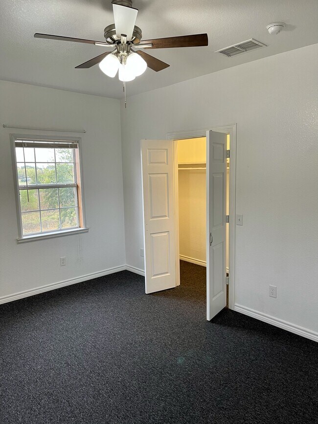 10940 Helms Trl Unit 2, Forney, TX 75126 Condo for Rent in Forney, TX