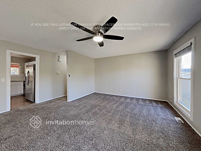 Building Photo - 9764 Columbine Ct