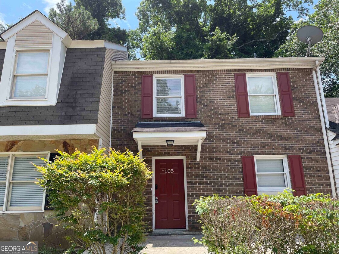 Foto principal - 105 Oak Hill Cir