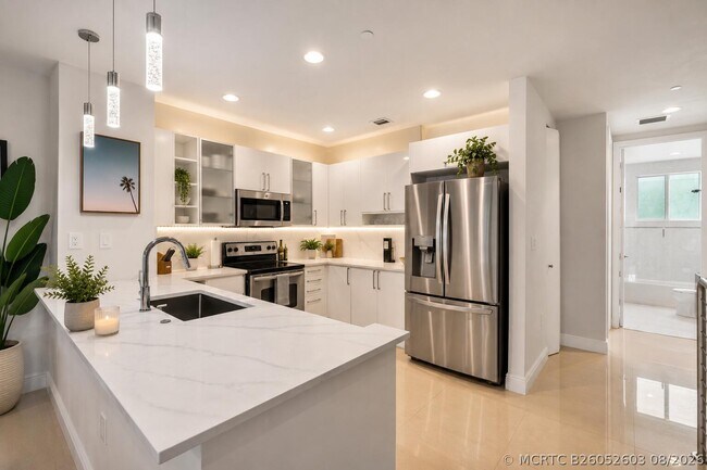 Foto del edificio - 832 NE 19th Ave
