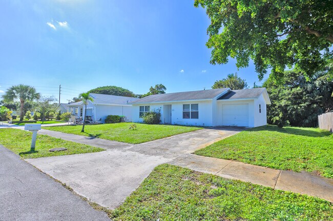 Foto del edificio - 228 NW 9th Ave
