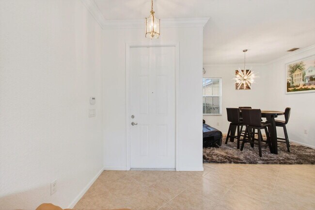 Foto del edificio - 7533 Topiary Ave