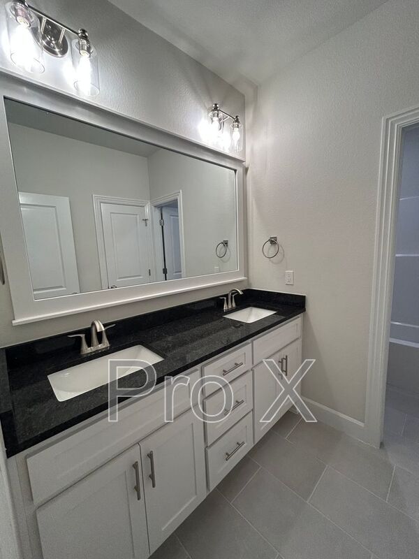 Foto del edificio - 2312 Salmon St