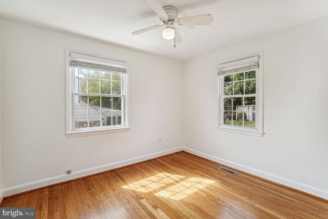 Foto del edificio - 2908 Edgehill Dr