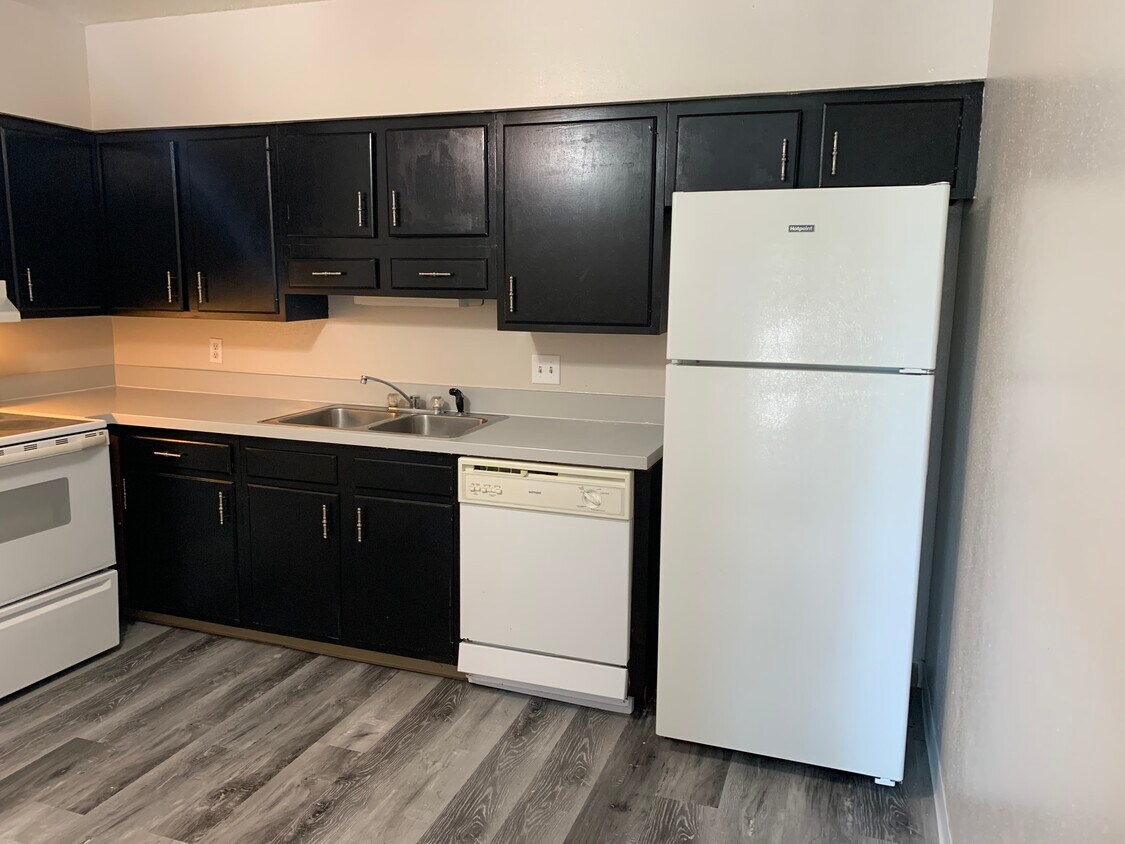 Welcome home! - 6315 Hickman Rd