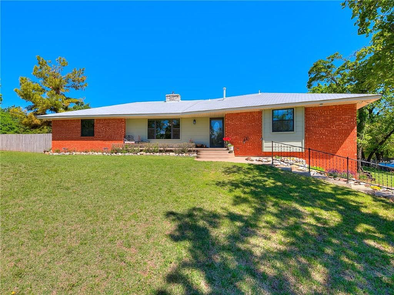 Primary Photo - 12451 Eastwood Dr