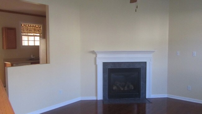 Building Photo - 122 Woodcreek Cir