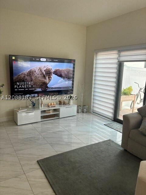 Foto del edificio - 3337 W 105th Terrace