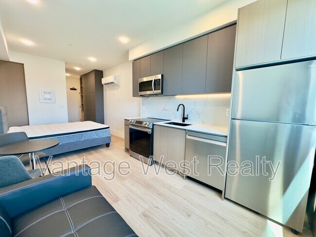 Photo du bâtiment - 409-720 K.l.o. Rd