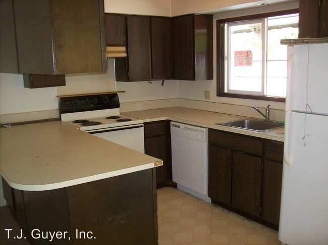 Foto del edificio - 667 SE Dobson Ct