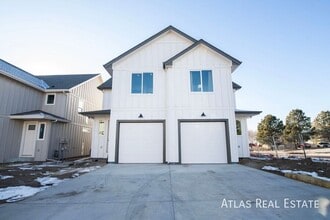 Building Photo - 3645 Verde Dr