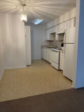 Building Photo - 2514 S Seale Rd