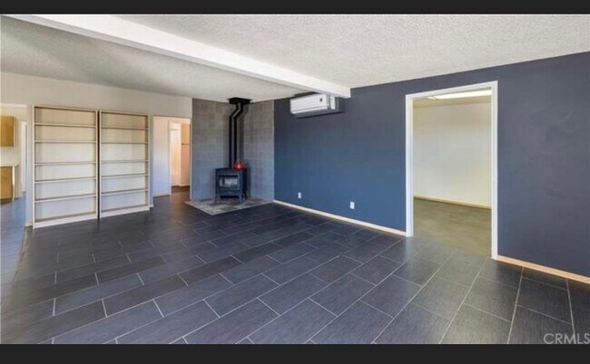 Foto del edificio - 9147 Lanning Ln