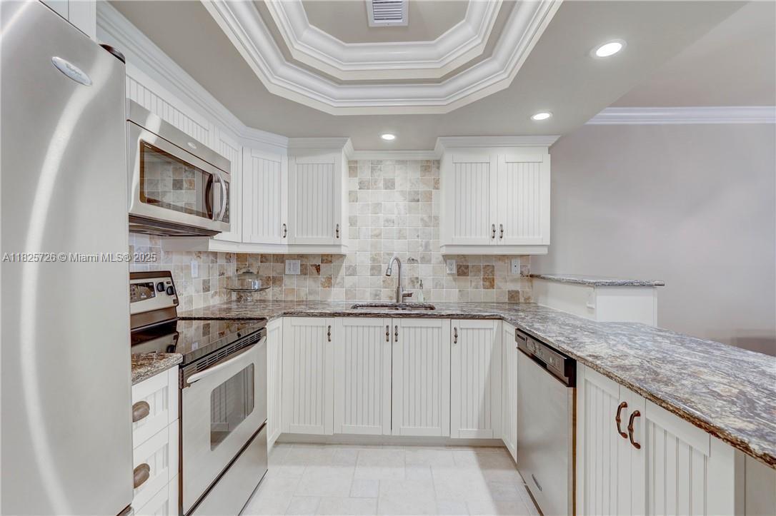 Foto principal - 600 Three Islands Boulevard