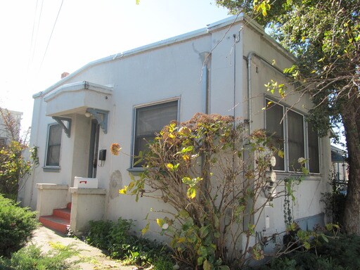 Building Photo - 1114 Addison St