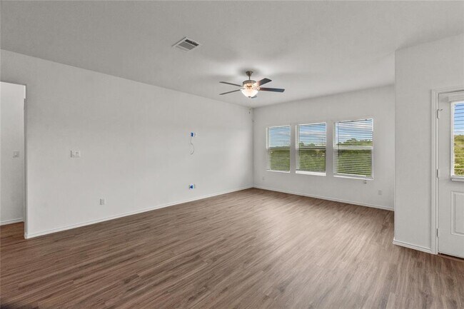 Building Photo - 1108 Mallow Rd