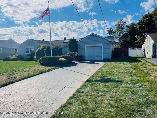 Building Photo - 47 Poplar Ave