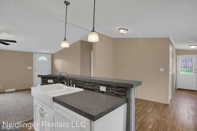 Building Photo - 3 br, 2 bath House - 1557 Longs Gap Road