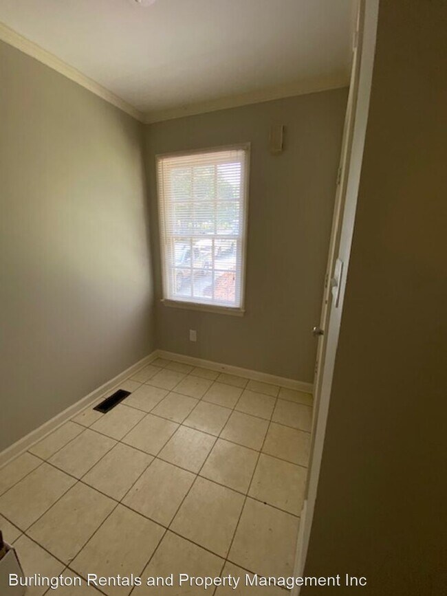 Building Photo - 2 br, 2 bath House - 1816-A Malone Rd