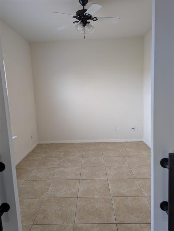 Building Photo - 3919 Hollow Cove Ln