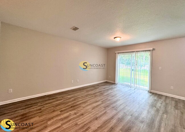 Foto del edificio - 8329 Homeport Ct