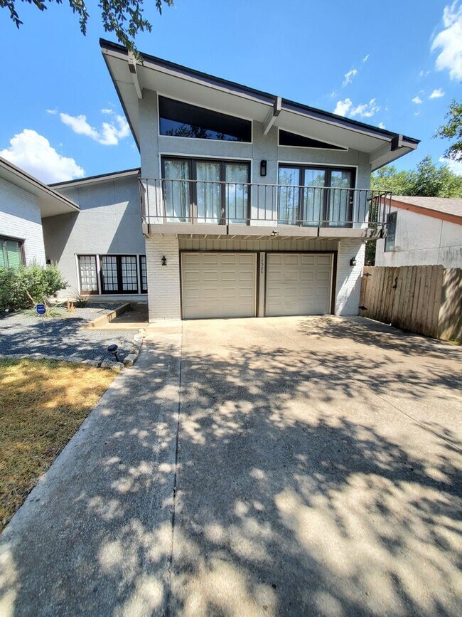 Photo - 14526 Majestic Prince St House