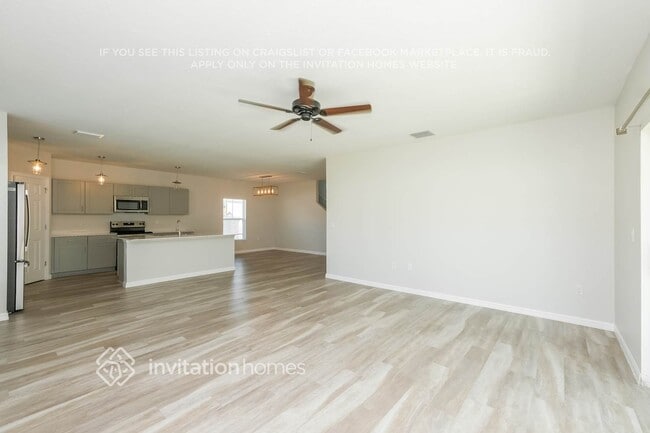 Foto del edificio - 13103 Fruitville Way