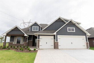 Building Photo - 15504 Springfield Ln