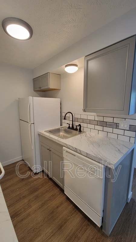 Foto del edificio - 2815 E 27th Ave