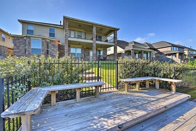 Foto del edificio - 3638 Aldridge Dr