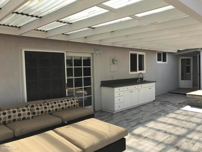 Building Photo - 4 br, 3 bath House - 46 Marimar St