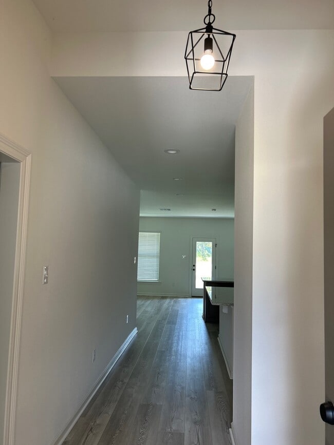 Foto del edificio - 41366 Rosewood Ln