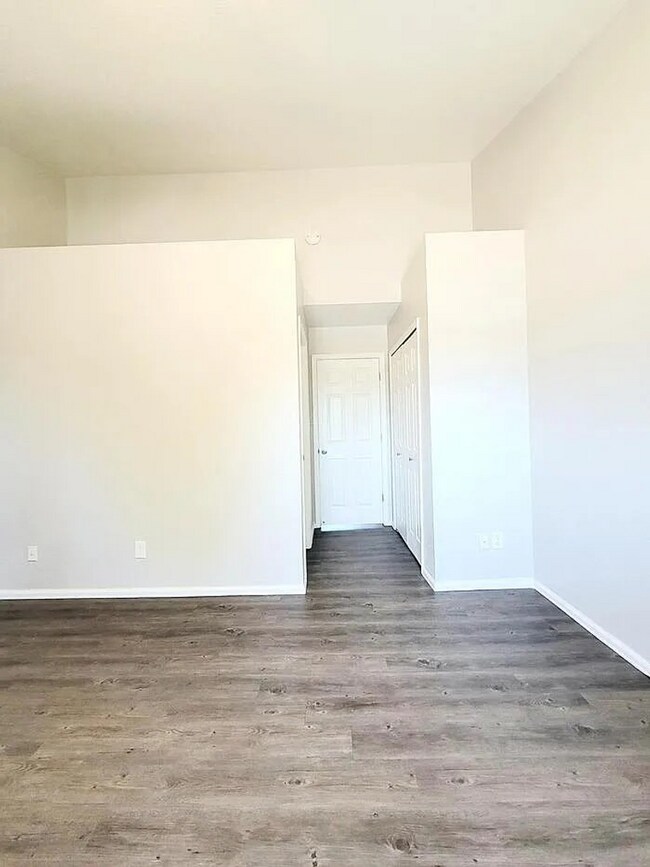 Foto del edificio - 1707 Oakshire Ln