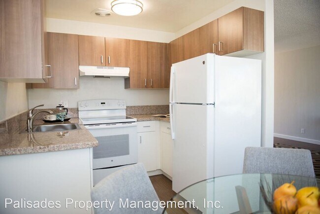 Foto del edificio - 587 N Rosa Parks Way